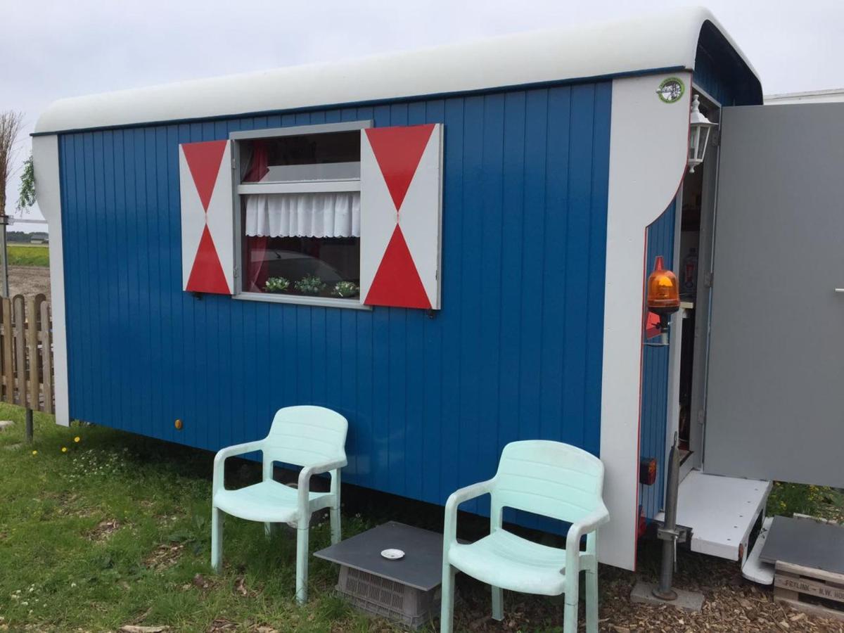 B&B Boerderij Rust, In Pipowagens! Den Helder Bagian luar foto